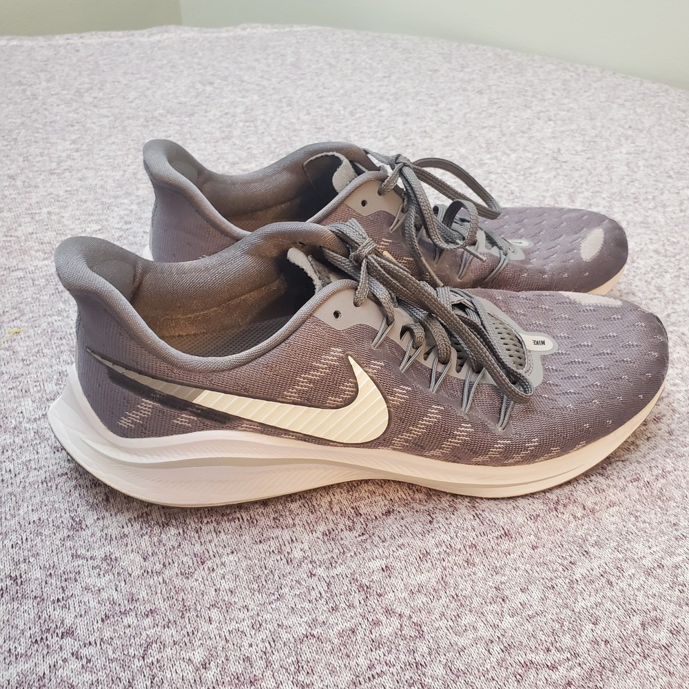 Nike Zoom Vomero 14 Mens Size 11 Gray-Gunsmoke AH7857-003 Running Shoes